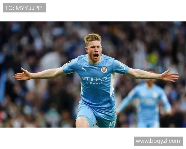 足球巨星童年旧照曝光展现青涩模样回顾成长历程感受励志力量