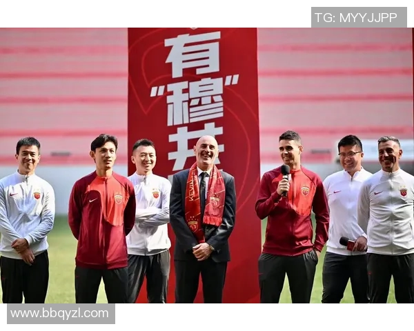 足球明星握手礼仪与见面手势解析及其背后文化意义探索